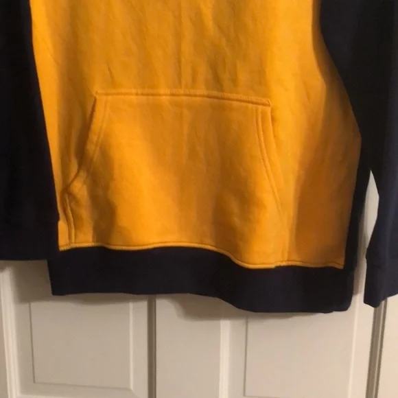 NHL Nashville Predators Pullover Hoodie - Picture 3 of 5